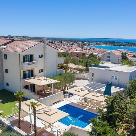 Pool Terrace Sea View Sarkic Apartment Novalja Exterior photo